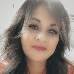 Meet your Posher, Miriam